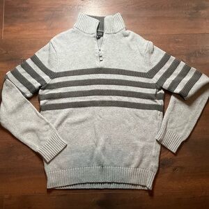 Tahari Men's Gray and Dark Gray Zip Up Sweater